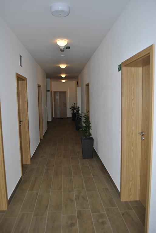 Hotel Golf Jezera Ostrožská Nová Ves Εξωτερικό φωτογραφία